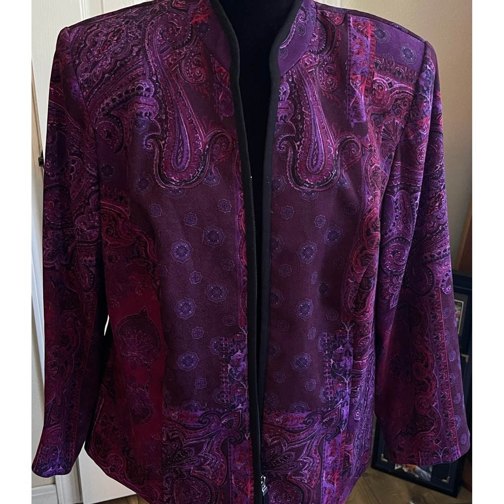 Studio I Women's Petite‎ Purple Paisley Jacket Sz 18 WP Zip Front Shoulder Pads